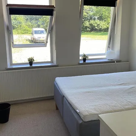 Haandvaerkerovernatning Motel Lystrup
